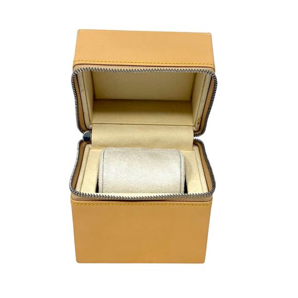 Louis Vuitton Zipper Watch Box - Picture 2 of 11